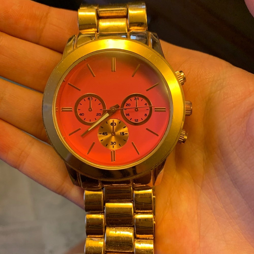 Watch - Picture 4 of 4